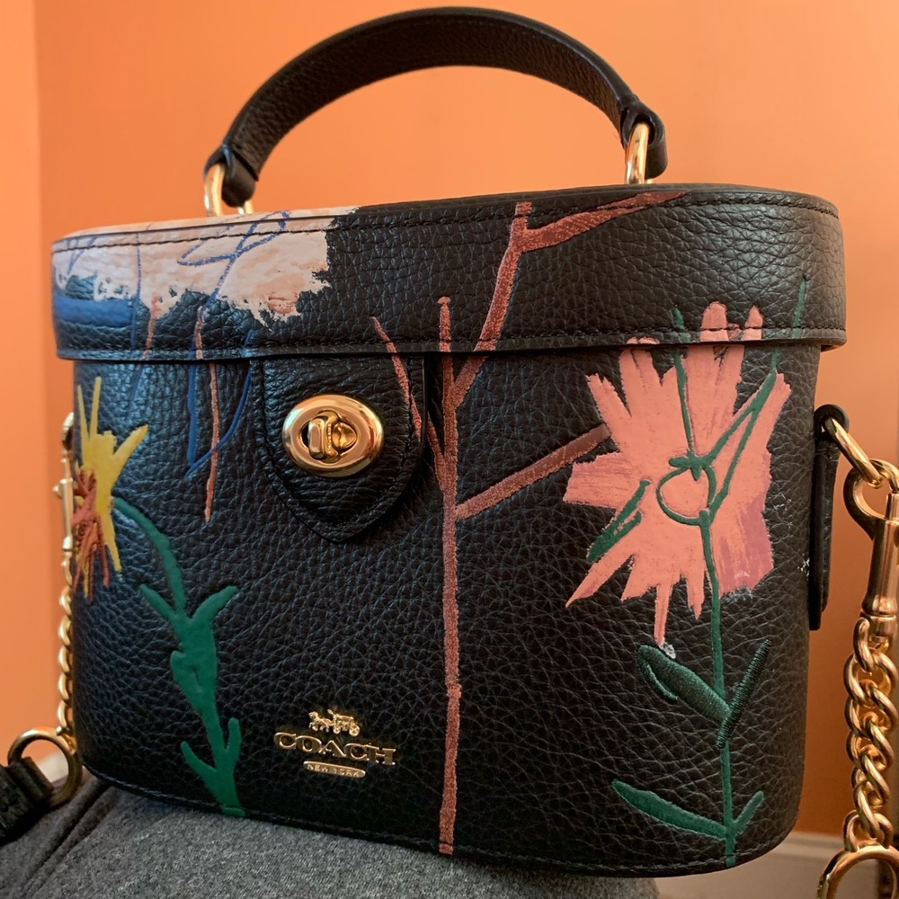 COACH X JEAN-MICHEL BASQUIAT KAY CROSSBODY & WRISTLET